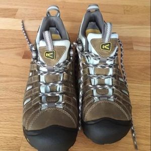 Steel Toe Women’s Keens